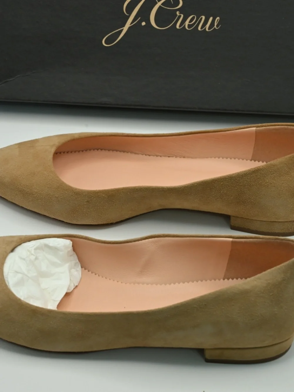 J.CREW WOMENS POINTY TOE FLAT SUEDE  SIZE 8